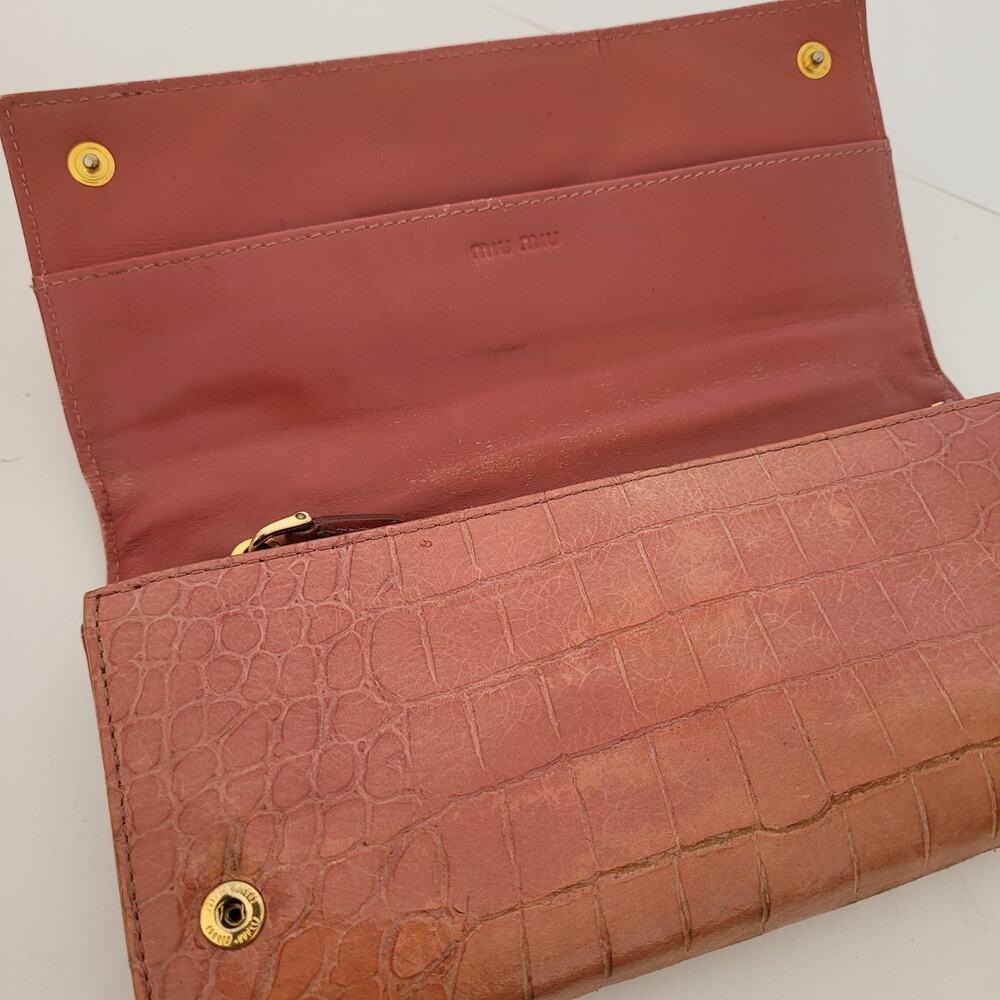 Miu Miu Croc-Embossed Leather Wallet in Light Brown - Picture 3 of 13